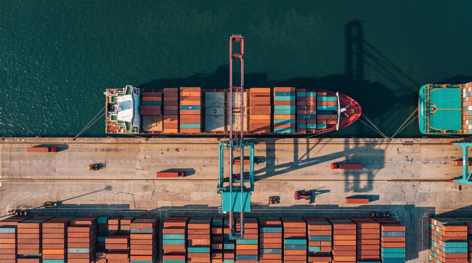 Container terminal from above